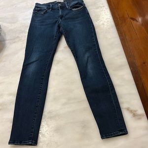 Frame straight leg jeans